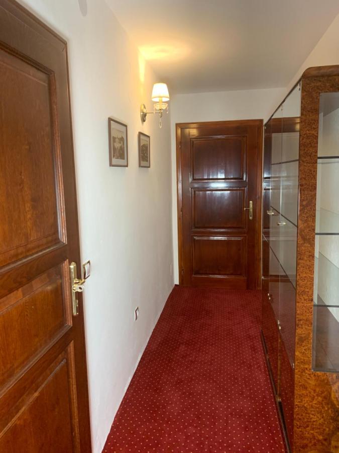 Apartman Pri Lyceu Banská Štiavnica エクステリア 写真